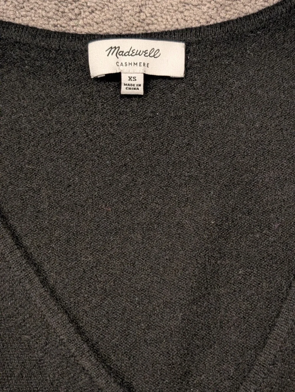 Madewell Cashmere V-Neck Puff-Sleeve Sweater XS  Black EUC NT005
